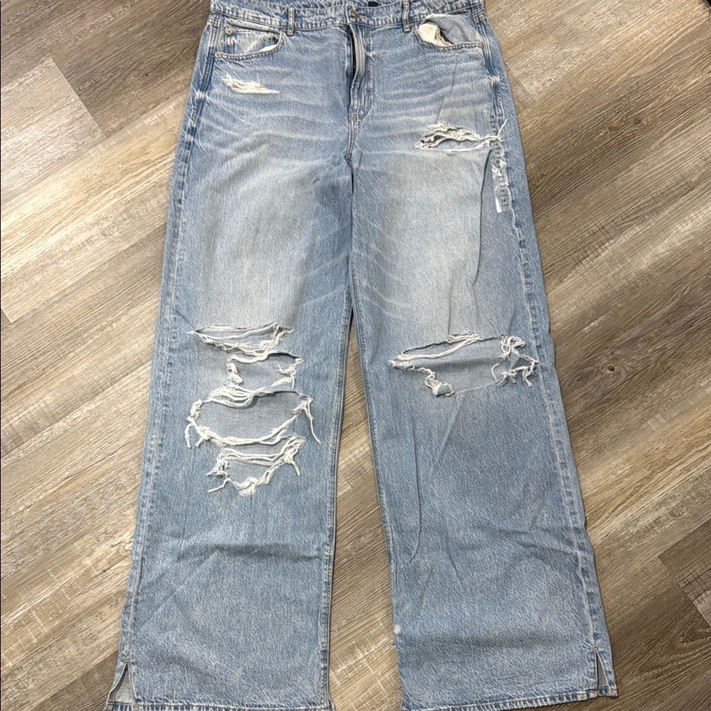 Distressed Light Blue Women's Jeans